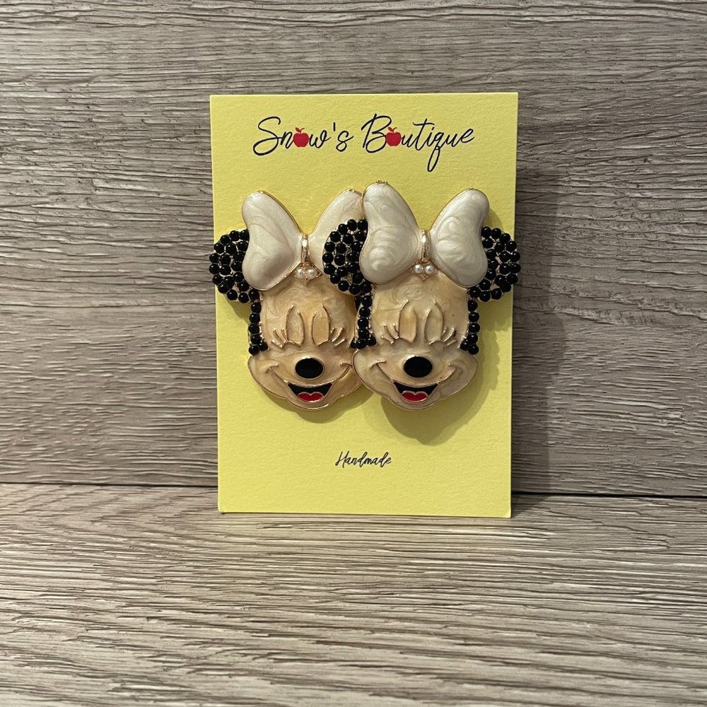 3/$35 Minnie Mouse - Mickey and Friends // Disneyland Disney World Earrings
